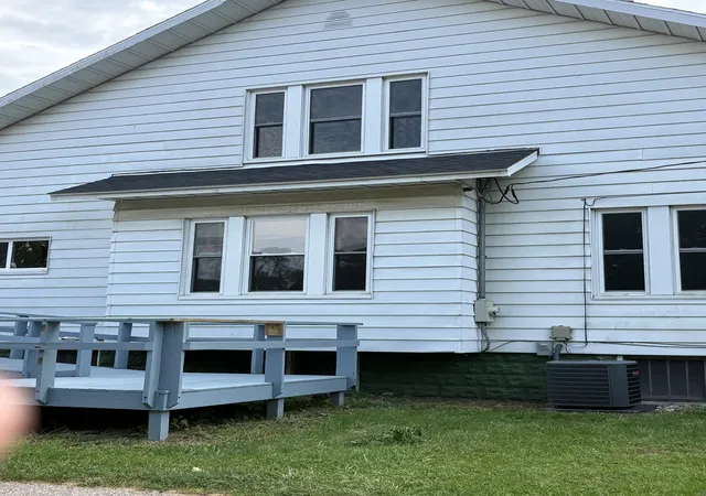 Photo 3 of Single family home for sale at 329 S Church St, Coloma, MI 49038 | MLS# 69026046387 | Listing updated on 2026-09-03