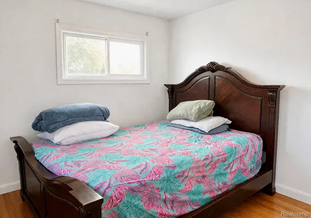 Photo 4 of Single family home for sale at 22111 Logue Ave, Warren, MI 48091 | MLS# 20261070234 | Listing updated on 2026-09-02
