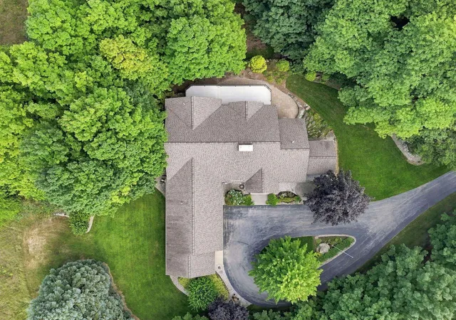 Photo 4 of Single family home for sale at 8979 Angell Rd, Williamsburg, MI 49690 | MLS# 78080073098 | Listing updated on 2026-09-04