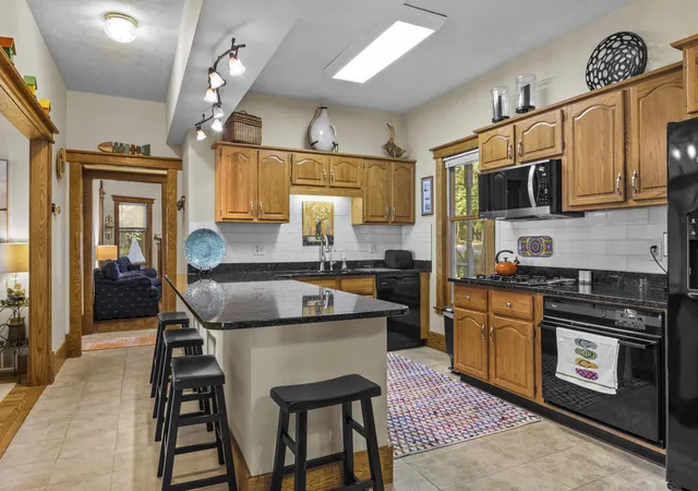 Photo 3 of Single family home for sale at 10888 Quin Sig A Mond Ln, Central Lake, MI 49622 | MLS# 78080073100 | Listing updated on 2026-09-10