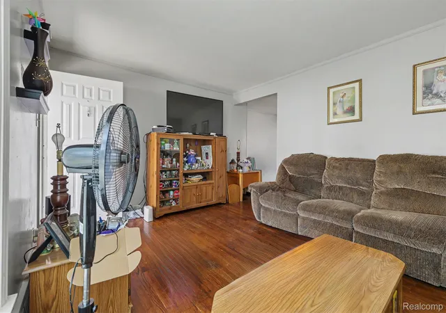 Photo 3 of Single family home for sale at 27081 Lucerne Dr, Inkster, MI 48141 | MLS# 20261070252 | Listing updated on 2026-09-02