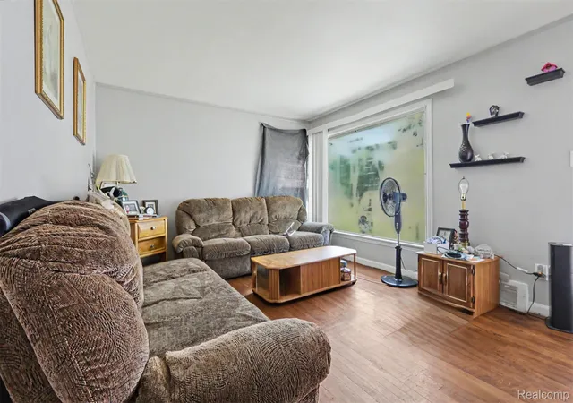 Photo 4 of Single family home for sale at 27081 Lucerne Dr, Inkster, MI 48141 | MLS# 20261070252 | Listing updated on 2026-09-02