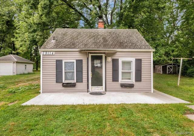 Photo 1 of Single family home for sale at 19114 Toepfer Dr, Eastpointe, MI 48021 | MLS# 20261070257 | Listing updated on 2026-09-05