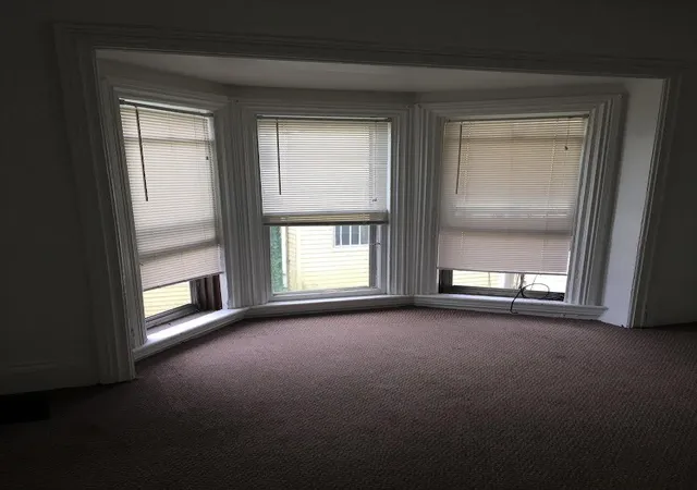 Photo 3 of Multi family home for sale at 211 W Franklin St, Jackson, MI 49201 | MLS# 55026046400 | Listing updated on 2026-09-04