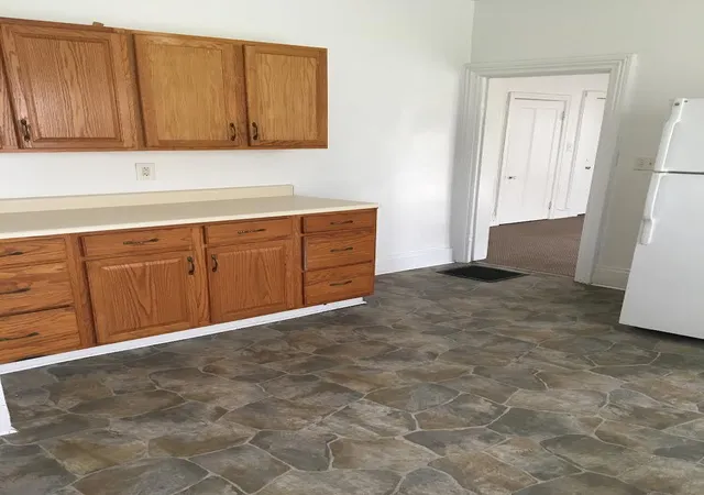 Listing Photo 4 - Condo for sale in building located at 211 W Franklin St, Jackson, MI 49201