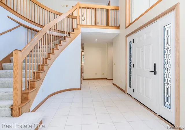 Photo 1 of Sale Pending at 4586 Klais Dr, Clarkston, MI 48348 | MLS# 20261070271 | Listing updated on 2026-10-18