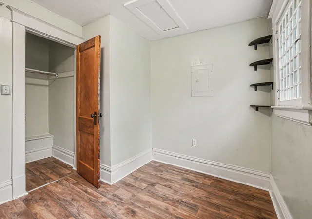 Listing Photo 5 - Condo for sale in building located at 805 W Vine St, Kalamazoo, MI 49008