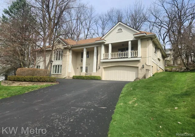 Photo 80 of Single family home for sale at 3086 Bloomfield Park, West Bloomfield, MI 48323 | MLS# 20261070277 | Listing updated on 2026-09-09