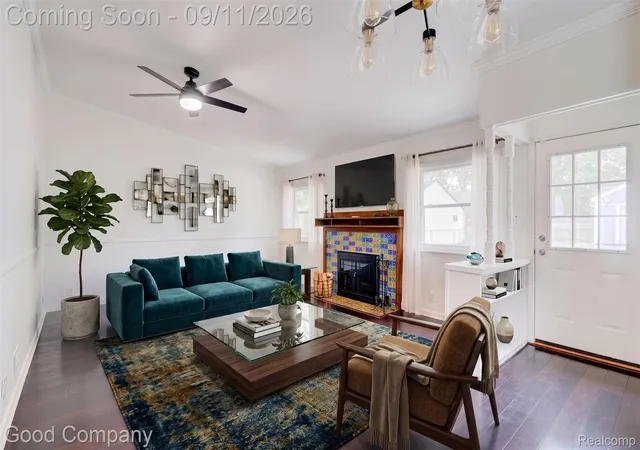 Photo 2 of Single family home for sale at 1024 Wyandotte Ave, Royal Oak, MI 48067 | MLS# 20261070285 | Listing updated on 2026-10-12