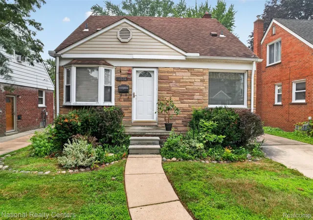 Photo 1 of Sale Pending at 22311 Cleveland St, Dearborn, MI 48124 | MLS# 20261070289 | Listing updated on 2026-09-12