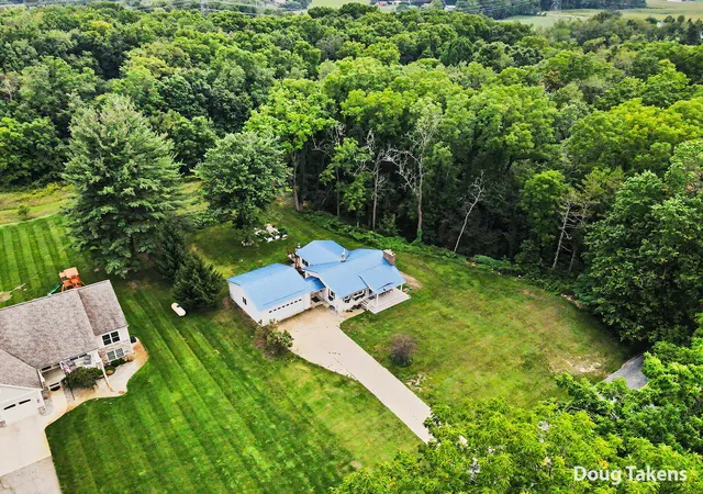 Photo 3 of Single family home for sale at 538 108th Street, Caledonia, MI 49316 | MLS# 65026046414 | Listing updated on 2026-09-04