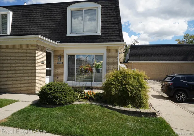 Photo 1 of Condo for sale at 29612 City Ctr Dr #1, Warren, MI 48093 | MLS# 20261070294 | Listing updated on 2026-09-16