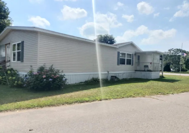 Photo 2 of Single family home for sale at 2374 Friendship Dr, Traverse City, MI 49686 | MLS# 78080073105 | Listing updated on 2026-09-04