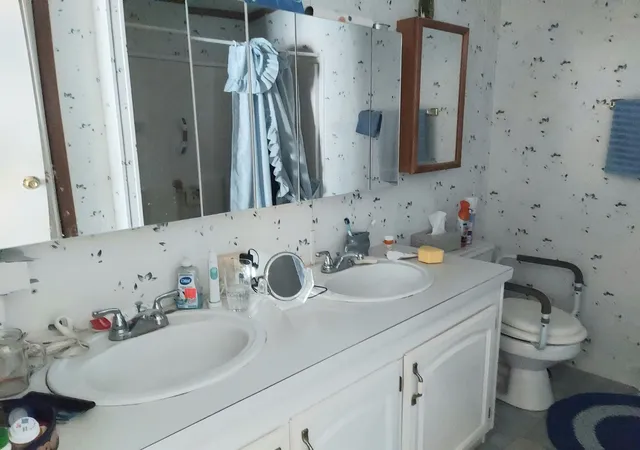 Photo 4 of Single family home for sale at 2374 Friendship Dr, Traverse City, MI 49686 | MLS# 78080073105 | Listing updated on 2026-09-04