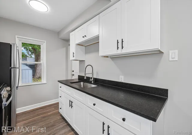 Photo 4 of Single family home for sale at 23442 Melville Ave, Hazel Park, MI 48030 | MLS# 20261070303 | Listing updated on 2026-10-21