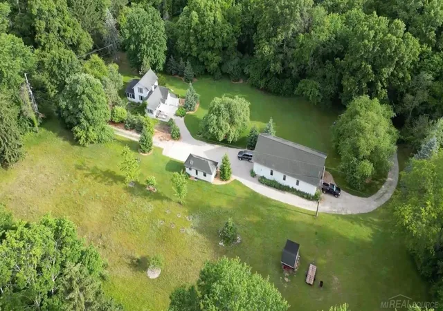 Photo 1 of Sale Pending at 1180 Ne Cramton Ave, Ada, MI 49301 | MLS# 58050220475 | Listing updated on 2026-09-11