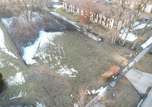 Photo 3 of Land for sale at 28819 Lahser Rd, Southfield, MI 48034 | MLS# 20261070313 | Listing updated on 2026-09-01