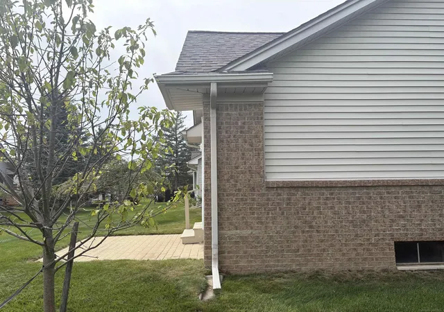 Photo 4 of Condo for sale at 34994 Swan Crk Blvd, Richmond, MI 48062 | MLS# 58050220479 | Listing updated on 2026-10-09