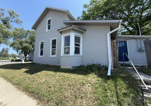 Single family home for sale at 251 5th Avenue, Manistee, MI 49660 | MLS# 78080073108