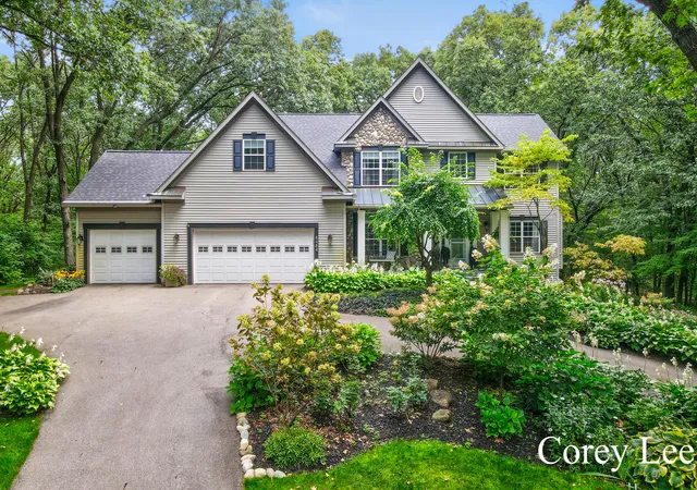 Photo 2 of Single family home for sale at 8484 Rocky Pines Dr Ne, Rockford, MI 49341 | MLS# 65026046448 | Listing updated on 2026-09-17