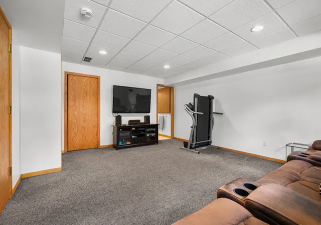 Photo 3 of Single family home for sale at 1828 Greenlawn Ave, Kalamazoo, MI 49006 | MLS# 66026046449 | Listing updated on 2026-09-17
