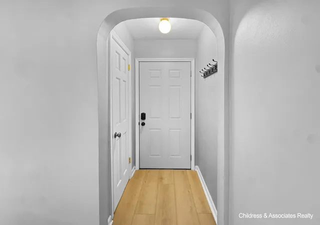Photo 3 of Single family home for sale at 1429 Louise St SE, Grand Rapids, MI 49507 | MLS# 65026046454 | Listing updated on 2026-10-05