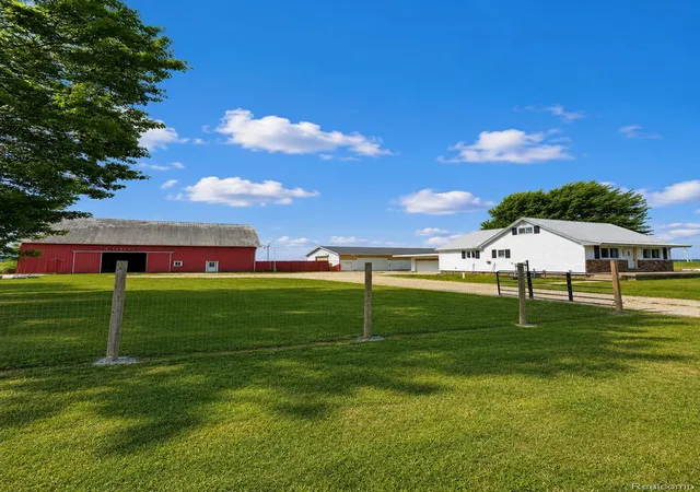 Photo 3 of Single family home for sale at 2498 S Wisner Rd, Ithaca, MI 48847 | MLS# 20261070346 | Listing updated on 2026-09-17