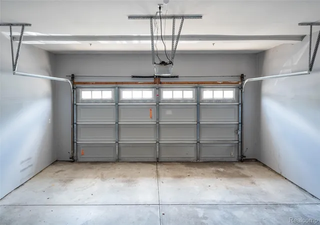Photo 46 of Condo for sale at 27204 Chantel Dr, Walled Lake, MI 48390 | MLS# 20261070350 | Listing updated on 2026-09-13