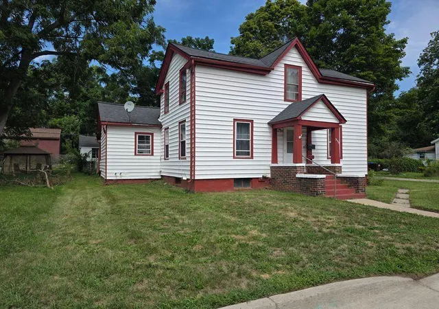 Single family home for sale at 333 E Cross St, Ypsilanti, MI 48198 | MLS# 81026046463 | Listing updated on 2026-09-02