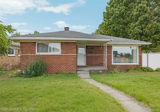 Photo 1 of Single family home for sale at 14361 W 10 Mile Rd, Oak Park, MI 48237 | MLS# 20261070363 | Listing updated on 2026-09-03
