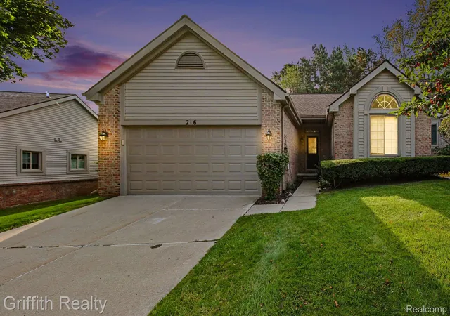 Photo 1 of Condo for sale at 216 Sisu Knoll Dr, Brighton, MI 48116 | MLS# 20261070373 | Listing updated on 2026-09-11