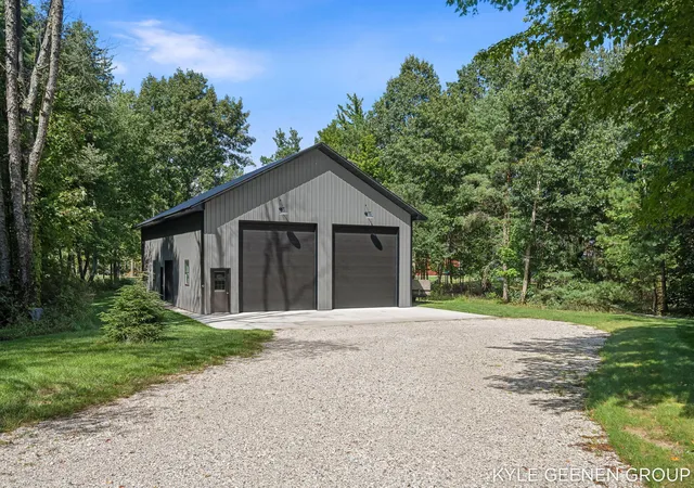 Photo 3 of Single family home for sale at 16521 Van Buren St, West Olive, MI 49460 | MLS# 71026046475 | Listing updated on 2026-10-20