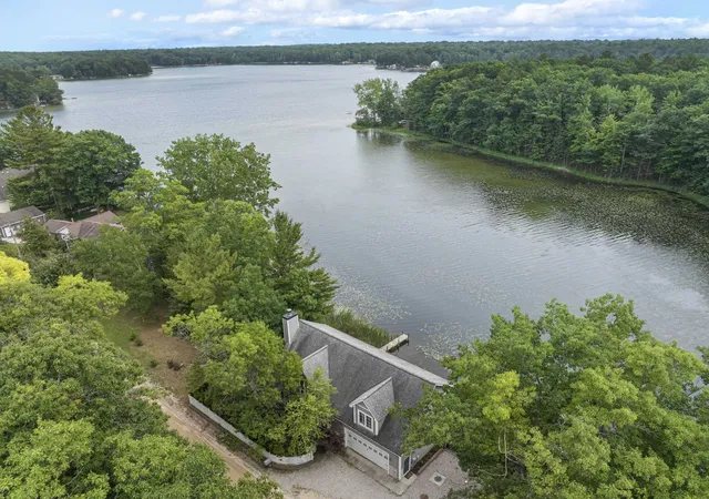Photo 3 of Single family home for sale at 5296 Scout Camp Rd, Traverse City, MI 49696 | MLS# 78080073110 | Listing updated on 2026-09-04