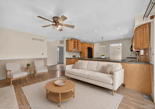 Photo 4 of Single family home for sale at 6604 Paul Revere Ln, Canton, MI 48187 | MLS# 20261070394 | Listing updated on 2026-09-10