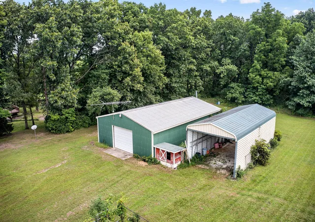 Photo 3 of Single family home for sale at 61519 Neaman Rd, Constantine, MI 49042 | MLS# 69026046482 | Listing updated on 2026-09-21