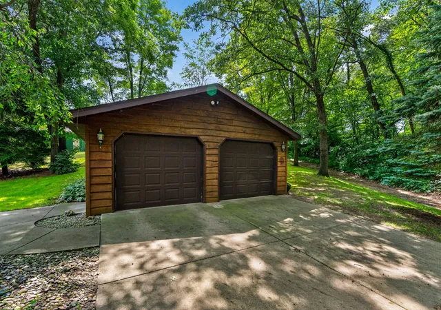 Photo 4 of Single family home for sale at 61519 Neaman Rd, Constantine, MI 49042 | MLS# 69026046482 | Listing updated on 2026-09-21