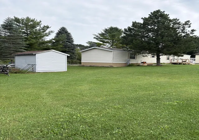 Photo 4 of Single family home for sale at 1455 Eldon Ct, Gladwin, MI 48624 | MLS# 72026046487 | Listing updated on 2026-09-16