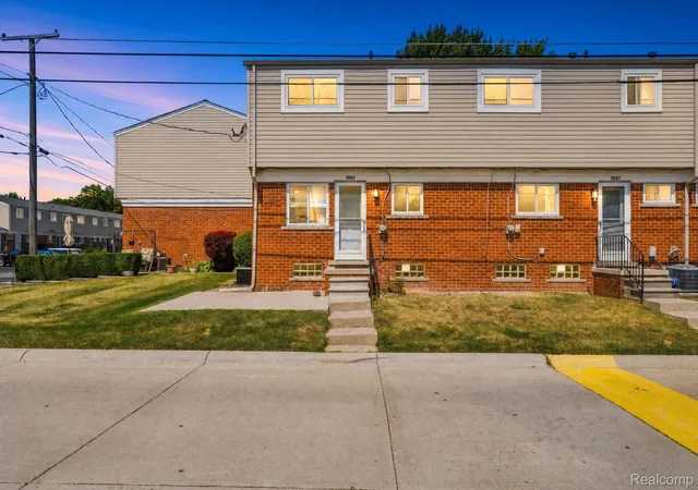 Condo for sale at 19343 S Highlite Dr, Clinton Township, MI 48035 | MLS# 20261070416