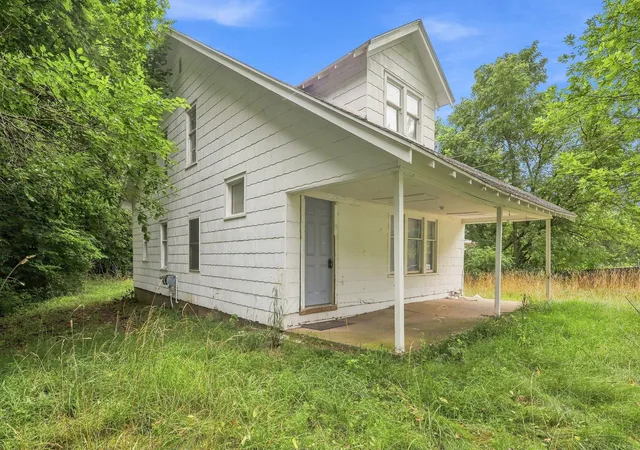 Photo 2 of Single family home for sale at 198 Rex Ave, Kalamazoo, MI 49048 | MLS# 69026046491 | Listing updated on 2026-09-02
