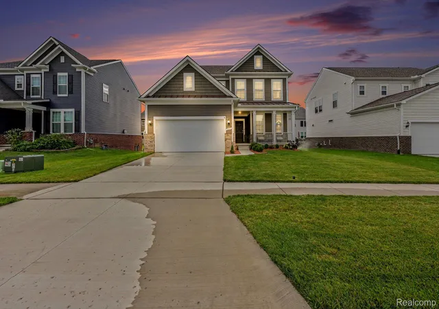 Photo 1 of Single family home for sale at 842 Ford Ml Dr, Saline City Washtenaw, MI 48176 | MLS# 20261070424 | Listing updated on 2026-09-09