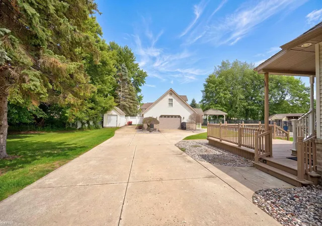 Photo 4 of Single family home for sale at 12374 Field Rd, Clio, MI 48420 | MLS# 5050220515 | Listing updated on 2026-09-08
