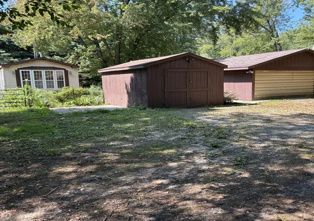 Photo 3 of Single family home for sale at 72670 Co Rd 376, Covert, MI 49043 | MLS# 69026046503 | Listing updated on 2026-09-16