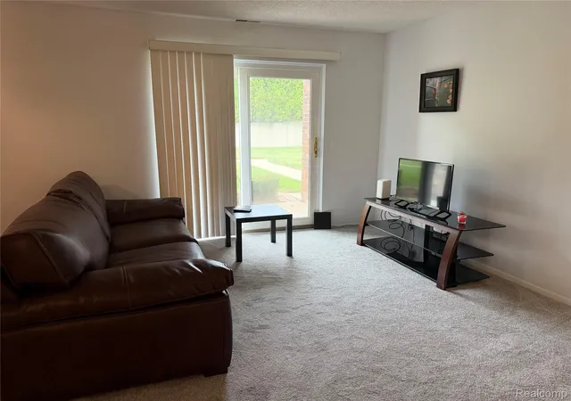Photo 2 of Condo for sale at 15014 Island Dr, Sterling Heights, MI 48313 | MLS# 20261070443 | Listing updated on 2026-09-18