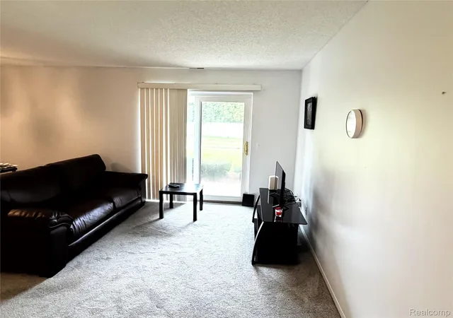 Photo 3 of Condo for sale at 15014 Island Dr, Sterling Heights, MI 48313 | MLS# 20261070443 | Listing updated on 2026-09-18