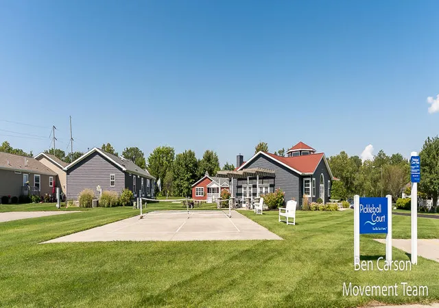 Photo 4 of Single family home for sale at 5227 Floral Wood Ln, Holland, MI 49423 | MLS# 71026046512 | Listing updated on 2026-10-19