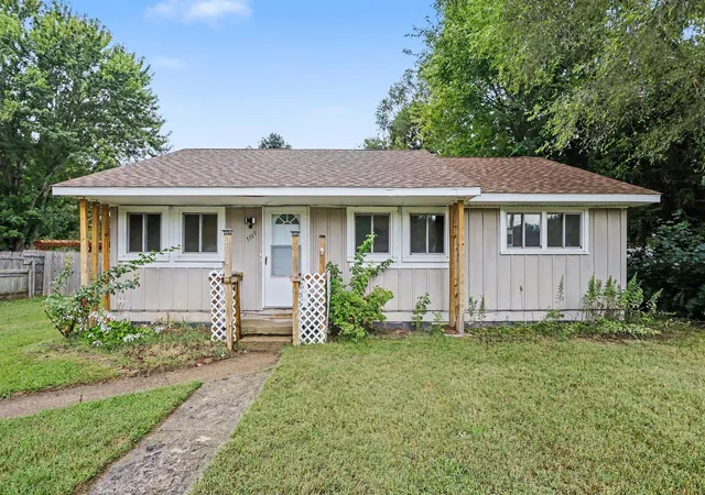 Photo 1 of Single family home for sale at 1160 Beverly Ct, Benton Harbor, MI 49022 | MLS# 69026046516 | Listing updated on 2026-09-10