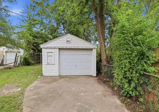 Photo 4 of Single family home for sale at 7730 Braile St, Detroit, MI 48228 | MLS# 81026046518 | Listing updated on 2026-10-04