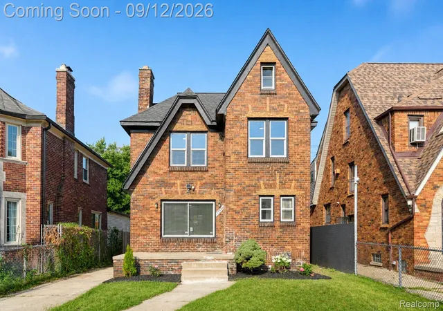 Photo 4 of Single family home for sale at 17545 Pennington Dr, Detroit, MI 48221 | MLS# 20261070460 | Listing updated on 2026-09-12