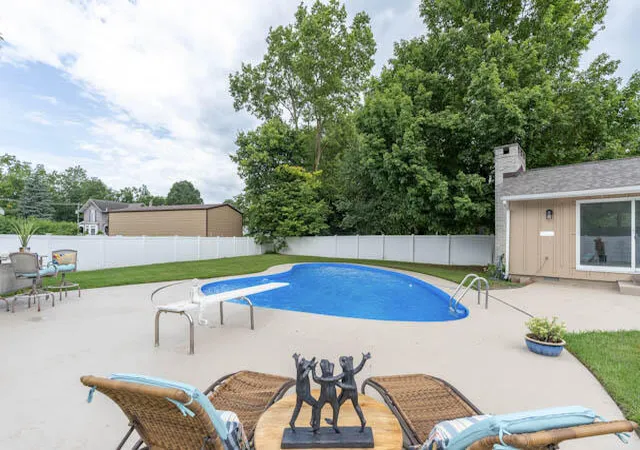 Photo 2 of Single family home for sale at 37 Fairfield Dr, Coldwater, MI 49036 | MLS# 62026046523 | Listing updated on 2026-09-02