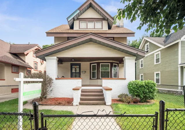 Photo 1 of Single family home for sale at 1330 Sherman St Se, Grand Rapids, MI 49506 | MLS# 65026046529 | Listing updated on 2026-09-03